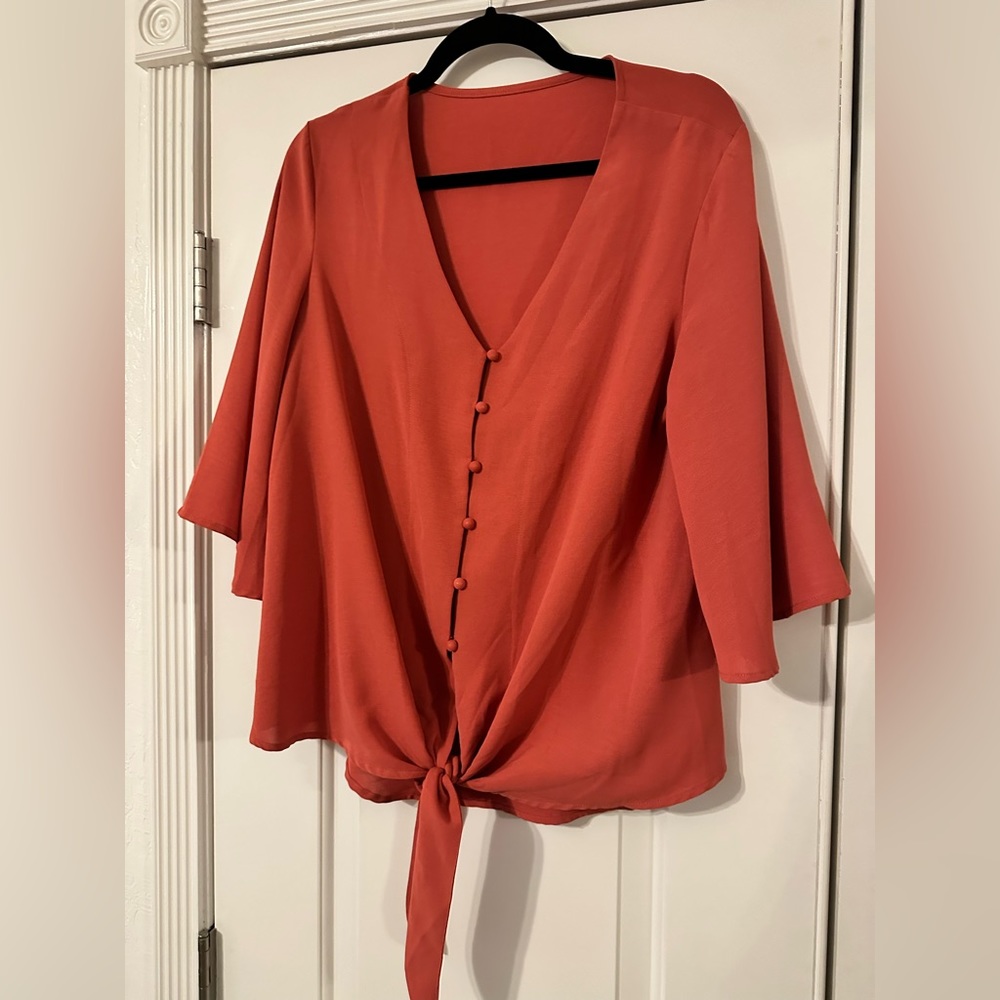Never worn coral button front tie waist blouse 3/4 sleeve